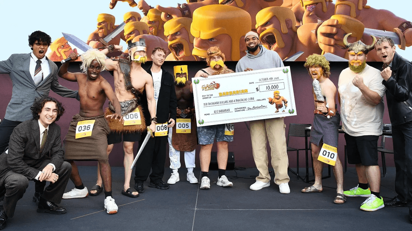 Clash of Clans Barbarian Look-alike contest crowd